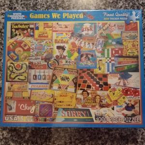 White Mountain "Games We Played" 1000 Piece Jigsaw Puzzle New Sealed.